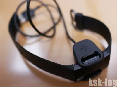 Fitbit Charge3の保護フィルム: PEYOUの水貼りフィルムの注意点