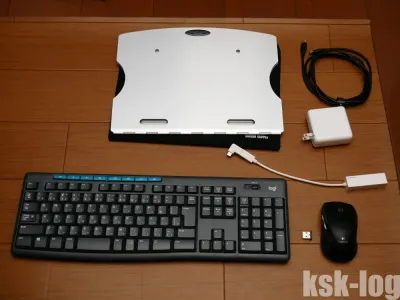 在宅勤務環境を整えるために用意したPC周辺機器をまとめてみる(ノートPCスタンド、USB-Cケーブル、キーボードなど)