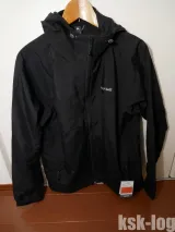 モンベルのO.D.パーカを街中用のウインドブレーカー用として購入しましたのサムネイル