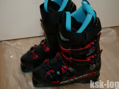 御茶ノ水のワンゲルスポーツにてスキーブーツ(Rexxam RT-100)を購入